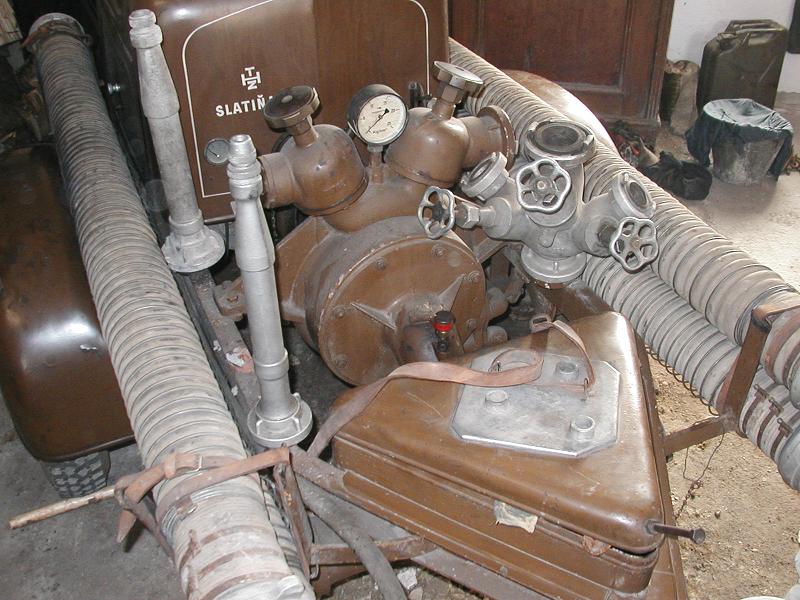 p1603
