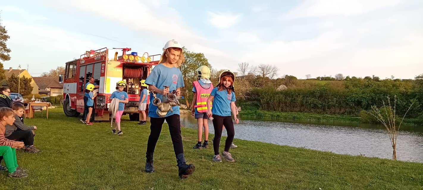 440102714_10220581153393926_8253728697351627282_n