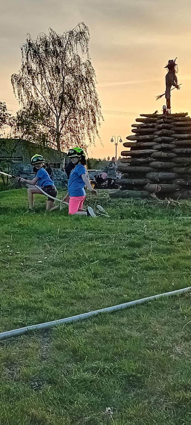 440121218_10220581157514029_5419337119443432141_n