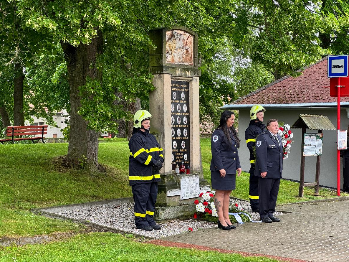 524152174_10224538360121621_456497160792705989_n